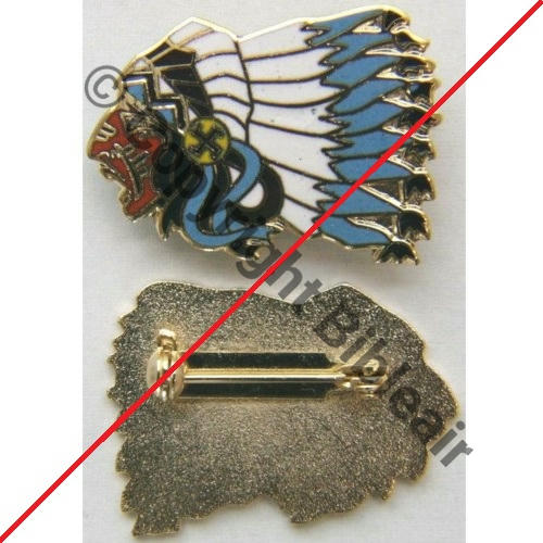 A1105 REDUCTION.. A1105 SPA.124 1eDRILLE 2.4 SIOUX  SM Tambour Dos irreg scintillant SNH NOIR au lieu de ROUGE PLUMES NON DECOUPEES Src.mrmac1903 12Eur04.13  (2)